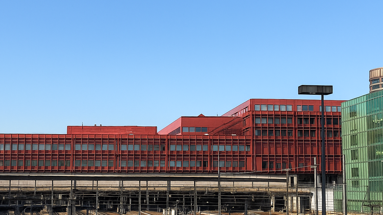 Postgebäude Bahnhof Basel