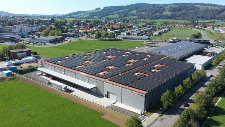Neues Zentrallager Holz