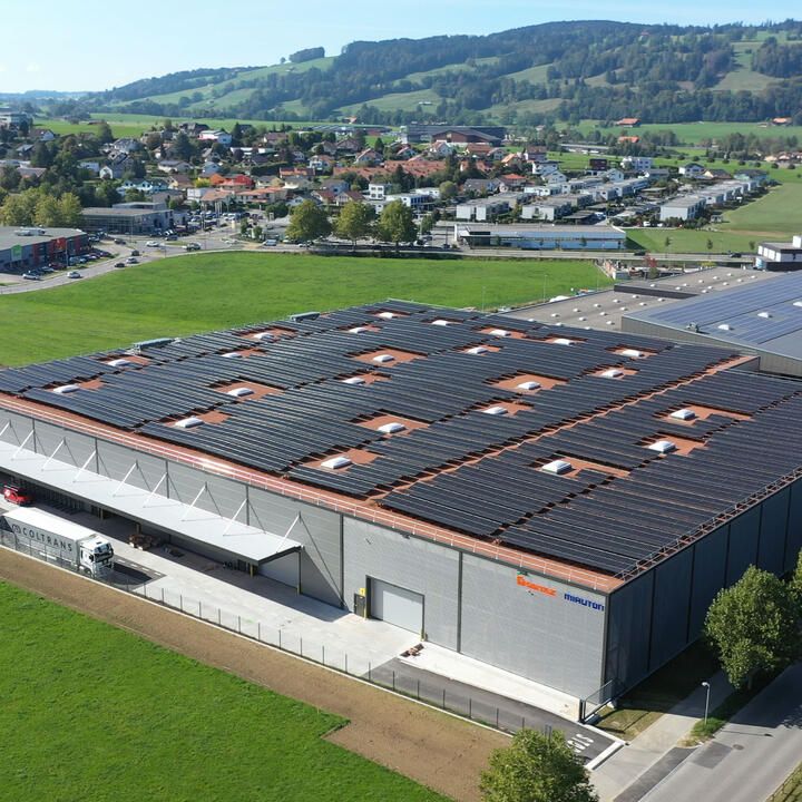 Neues Zentrallager Holz