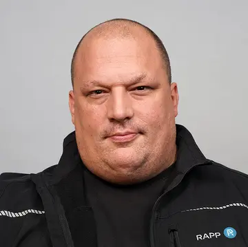 re-patrick-burkhard-09838