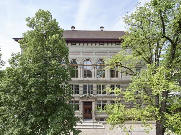 ri-tw-rittergasse-schulhaus_2.jpg