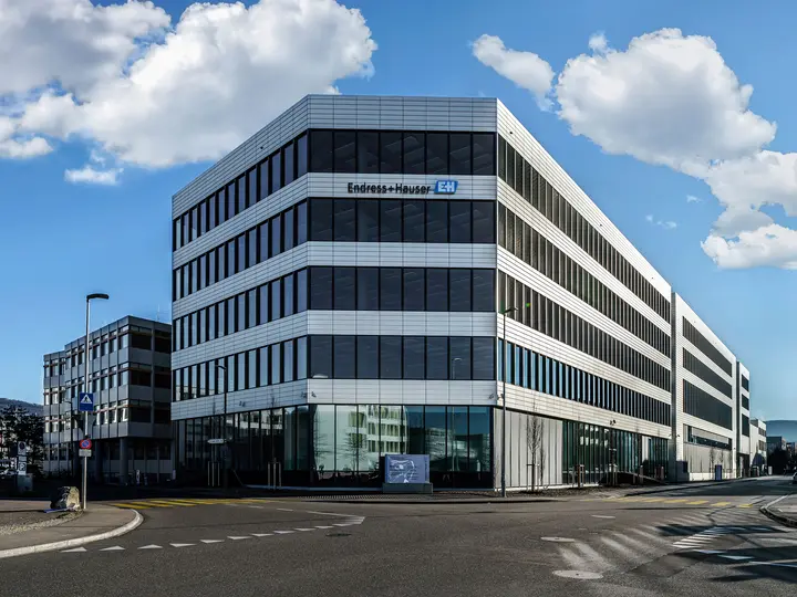 E+H Neubau Kompetenzzentrum1