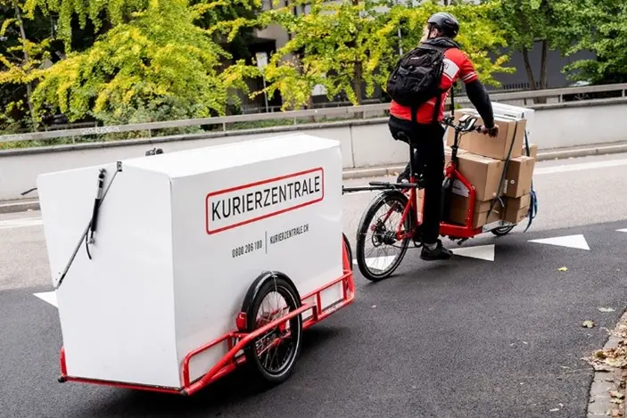 FE-LOG_Cargobike