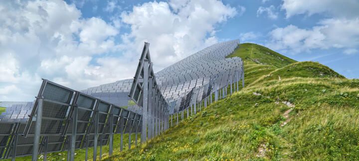 Alpine Solaranlage