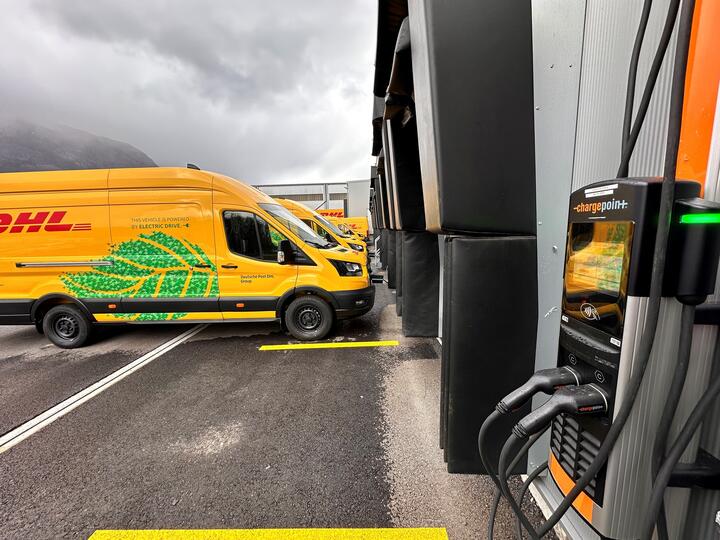 DHL_ENE