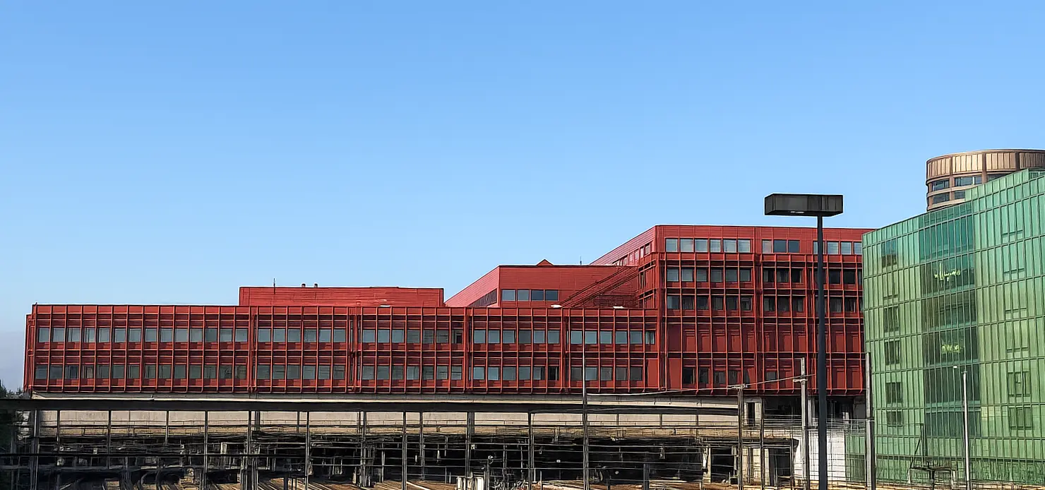 Postgebäude Bahnhof Basel