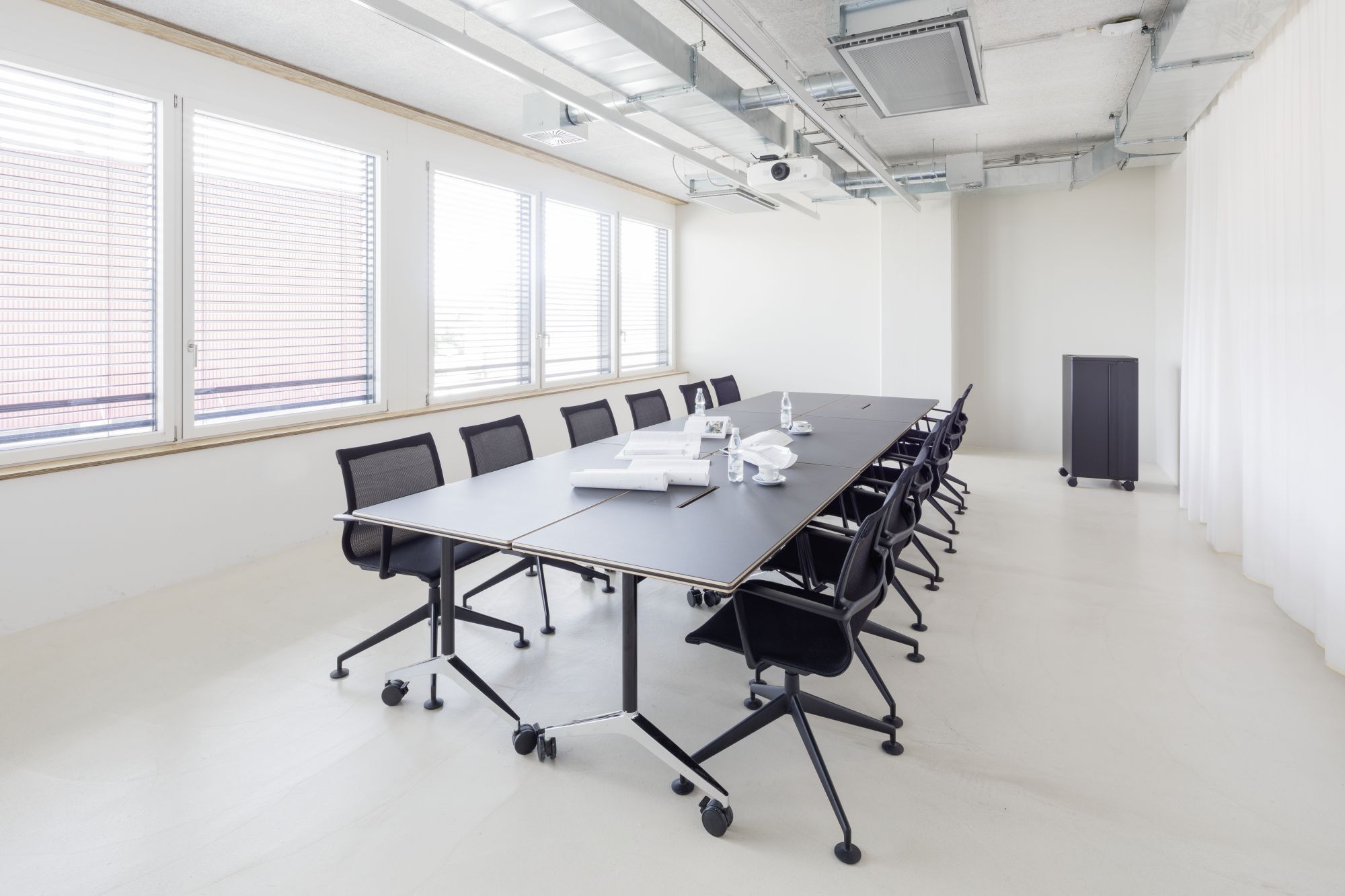 r-ueber_uns-Management-01